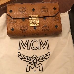MCM wallet on a Chain